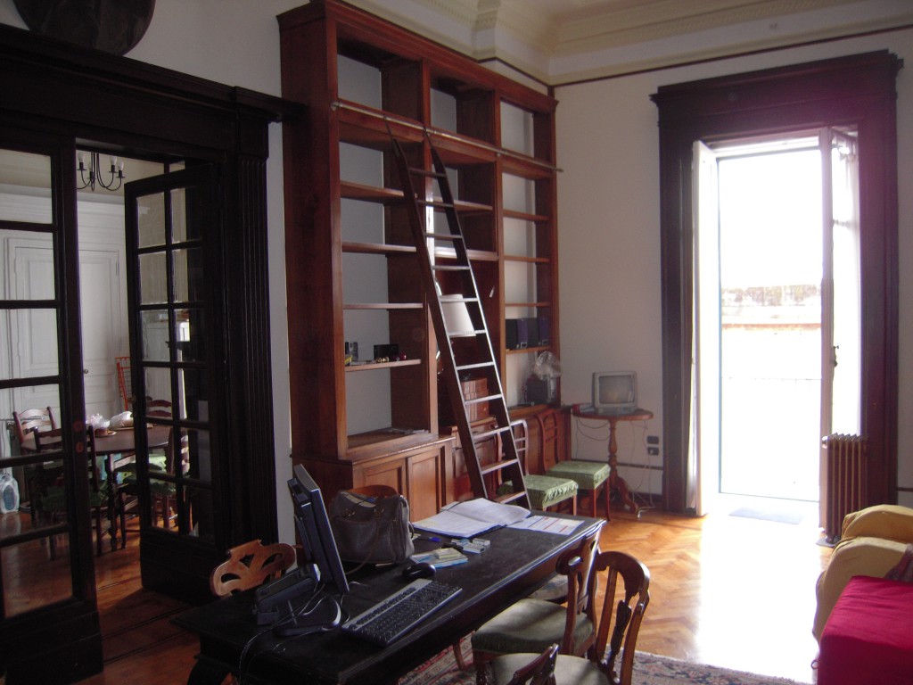La ristrutturazione di un appartamento in un edificio storico ... Esempi di ristrutturazione appartamento